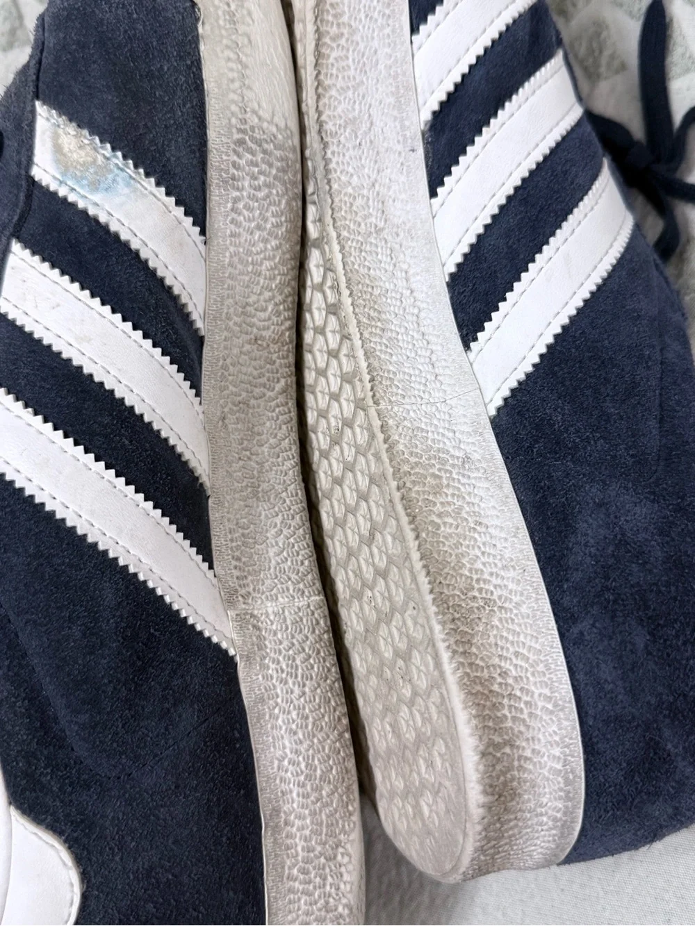Adidas Gazelle  blue White 3 Strap Casual Sneaker Size 10 1/2